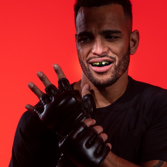 Боксерская капа Opro Self-Fit Gold Grillz - Black/Gold | Фото 3