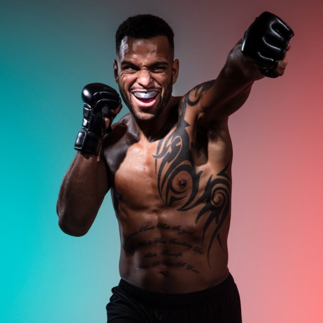 Боксерская капа OPRO Instant Custom-Fit UFC Strike - Gold/White/Gold | Фото 3