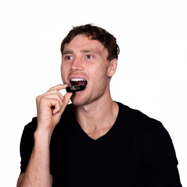 Детская боксерская капа OPRO Self-Fit Gold - Black/Gold | Фото 4