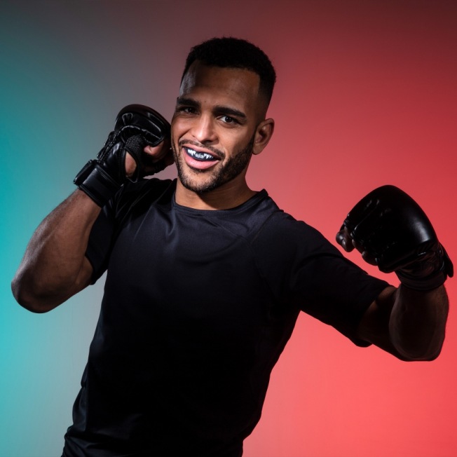 Боксерская капа OPRO Instant Custom-Fit Jaws - Black/White/White | Фото 3