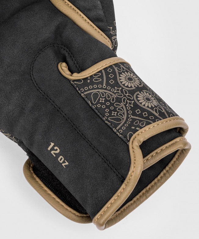 Боксерские перчатки Venum Santa Muerte Dark Side - Black/Brown | Фото 7