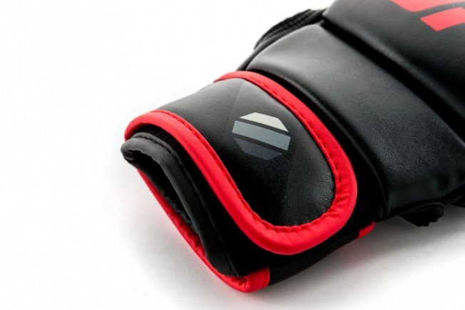 Перчатки MMA UFC тренировочные 6 унций - Black | Фото 8