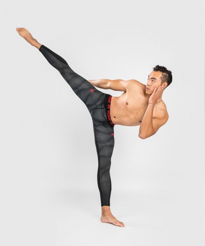 Компрессионные штаны Venum Phantom - Black/Red | Фото 1