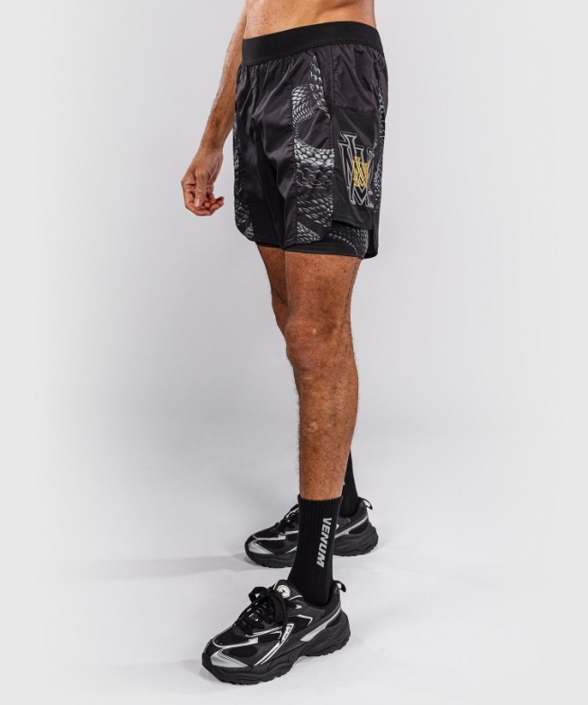 Тренировочные шорты Venum Matupa - Black/Grey/Gold | Фото 2