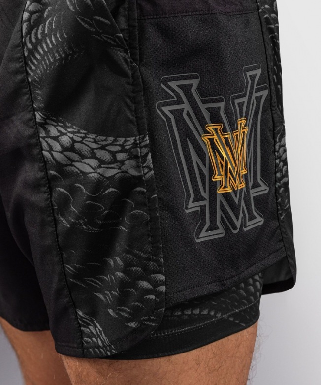 Тренировочные шорты Venum Matupa - Black/Grey/Gold | Фото 4