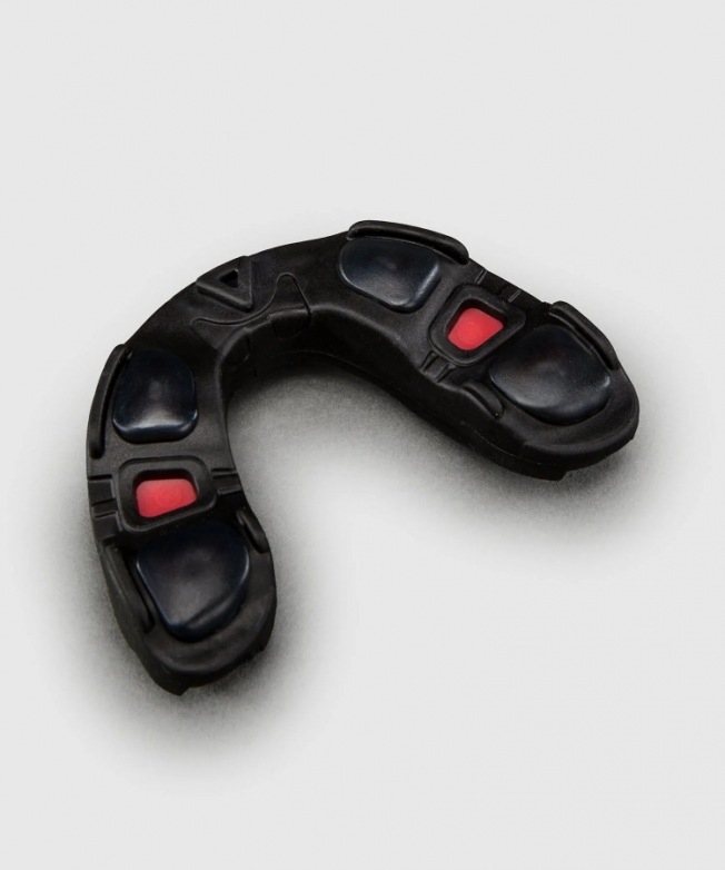 Капа боксерская Venum Predator - Black/Black/Red | Фото 5
