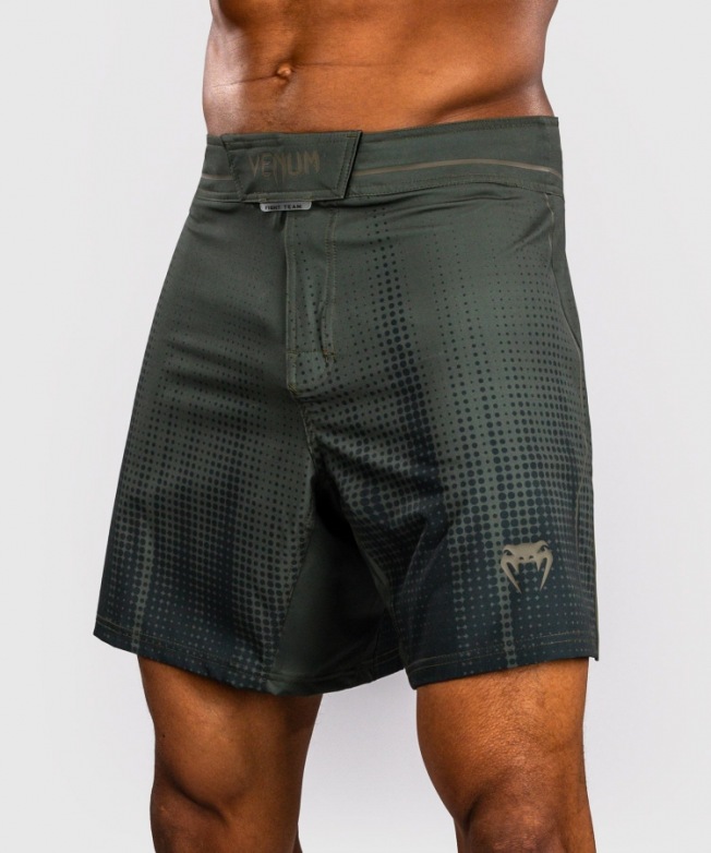Шорты для единоборств Venum Stealth - Khaki/Dark Green | Фото 4