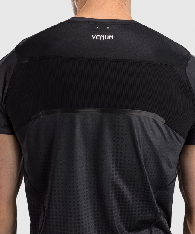 Тренировочная футболка Venum Stealth - Black/White | Фото 5