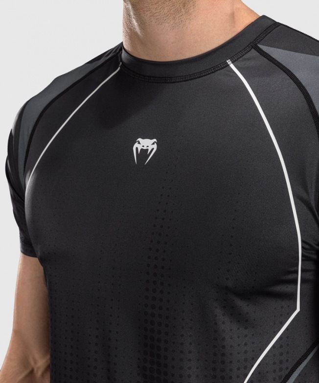 Тренировочная футболка Venum Stealth - Black/White | Фото 4