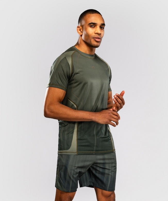 Тренировочная футболка Venum Stealth - Khaki/Dark Green | Фото 2