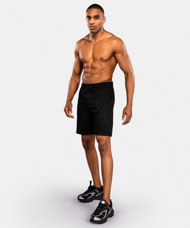 Шорты повседневные Venum Giant 3D - Black | Фото 5