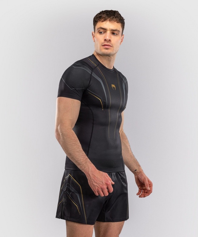 Рашгард Venum Streamline SS - Black/Gold | Фото 2