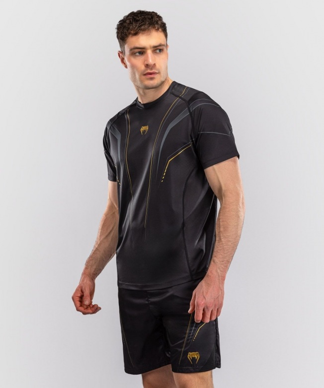 Тренировочная футболка Venum Streamline - Black/Gold | Фото 2