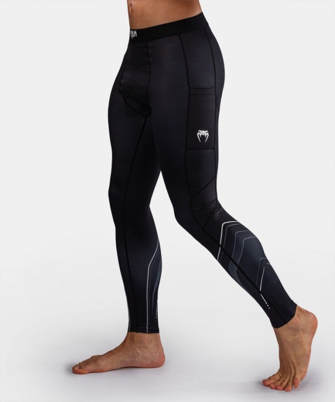 Компрессионные штаны Venum Streamline - Black/White | Фото 1