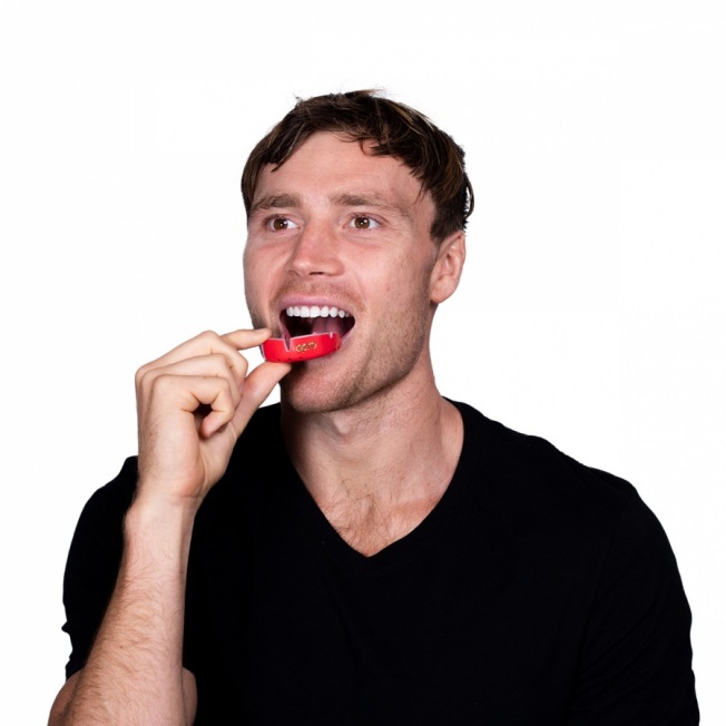 Боксерская капа взрослая Opro Self-Fit Gold - Red/Pearl | Фото 3