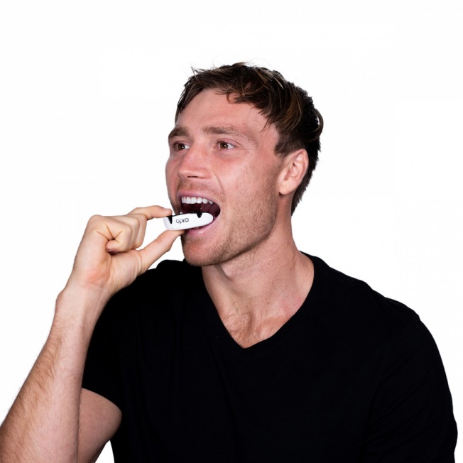 Боксерская капа взрослая Opro Self-Fit Silver - White/Black | Фото 4