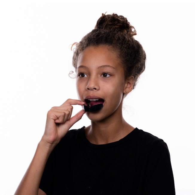 Детская боксерская капа Opro Snap-Fit - Black | Фото 4