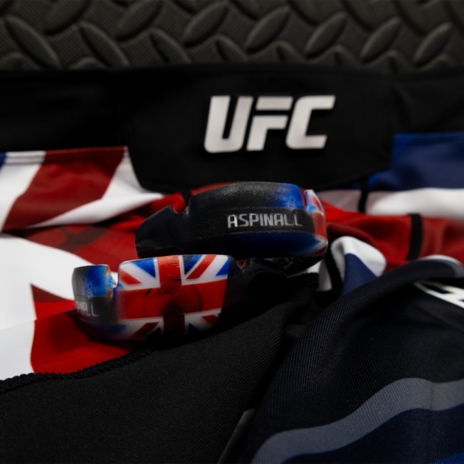Боксерская капа OPRO Instant Custom-Fit UFC Fighter - Aspinall | Фото 6