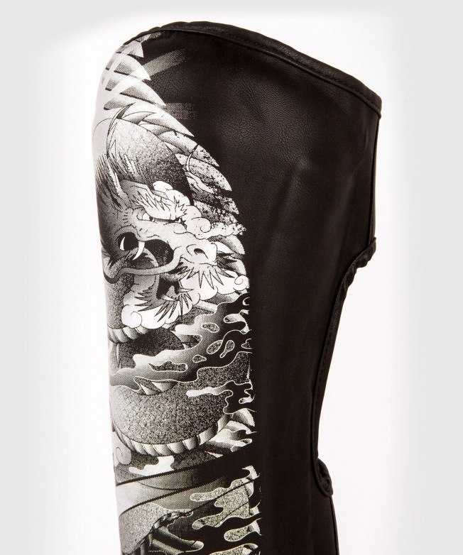 Щитки на ноги, шингарды Venum YKZ21 - Black/Silver | Фото 2