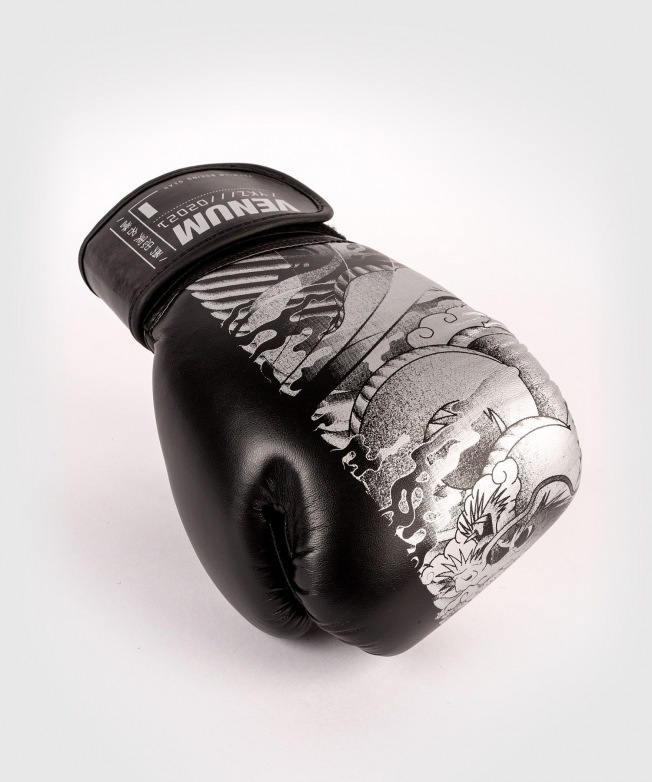 Детские боксерские перчатки Venum YKZ21 - Black/White | Фото 4