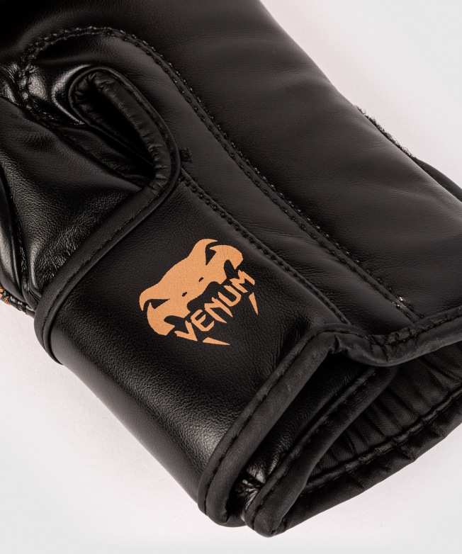 Детские боксерские перчатки Venum Dragons Flight - Black/Bronze | Фото 6