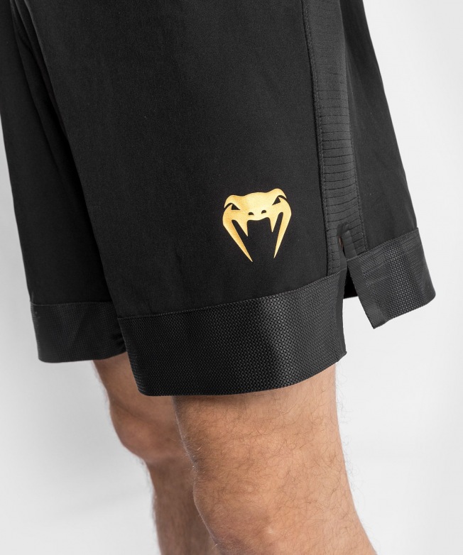 Шорты ММА Venum Tempest 2.0 – Black/Gold | Фото 4