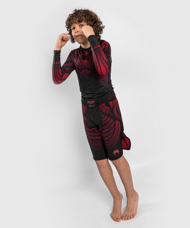 Детские шорты для единоборств Venum Nakahi - Black/Red | Фото 1