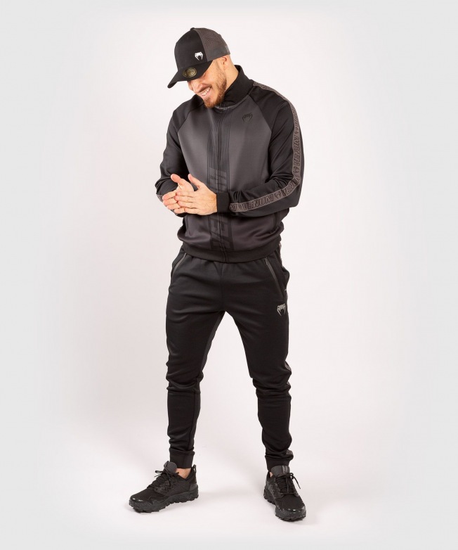 Спортивные штаны Venum Club 212 – Black/Grey | Фото 1