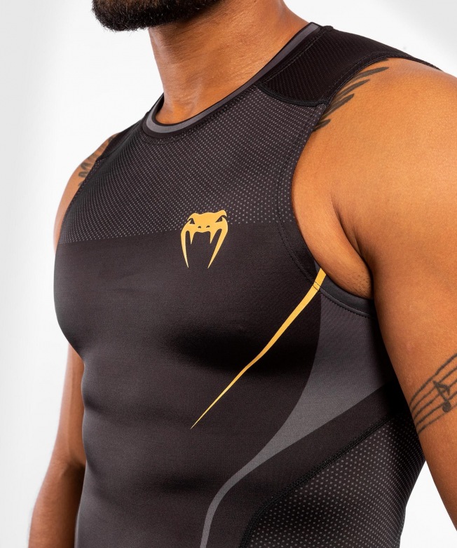 Рашгард Venum Athletics Sleeveless – Black/Gold | Фото 3