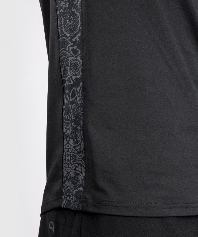 Тренировочная футболка Venum Classic Evo - Black/Black Reflective | Фото 6