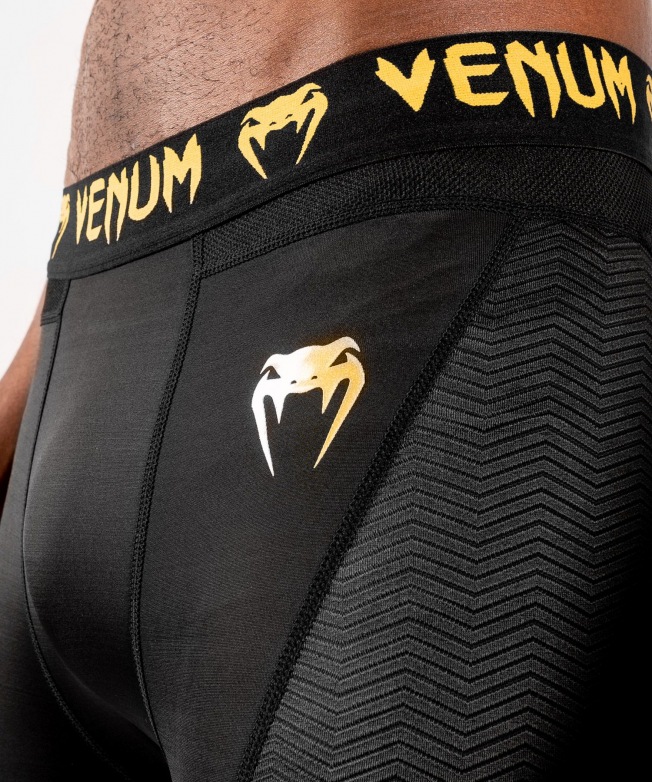 Компрессионные шорты Venum G-Fit - Black/Gold | Фото 6