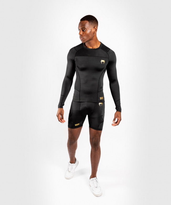 Компрессионные шорты Venum G-Fit - Black/Gold | Фото 7