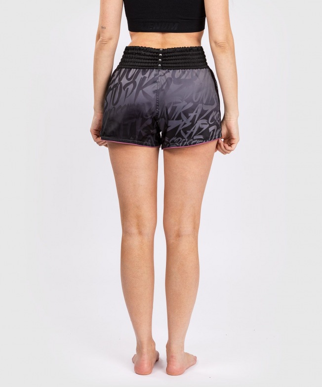 Женские тайские шорты Venum Kaz - Black | Фото 1