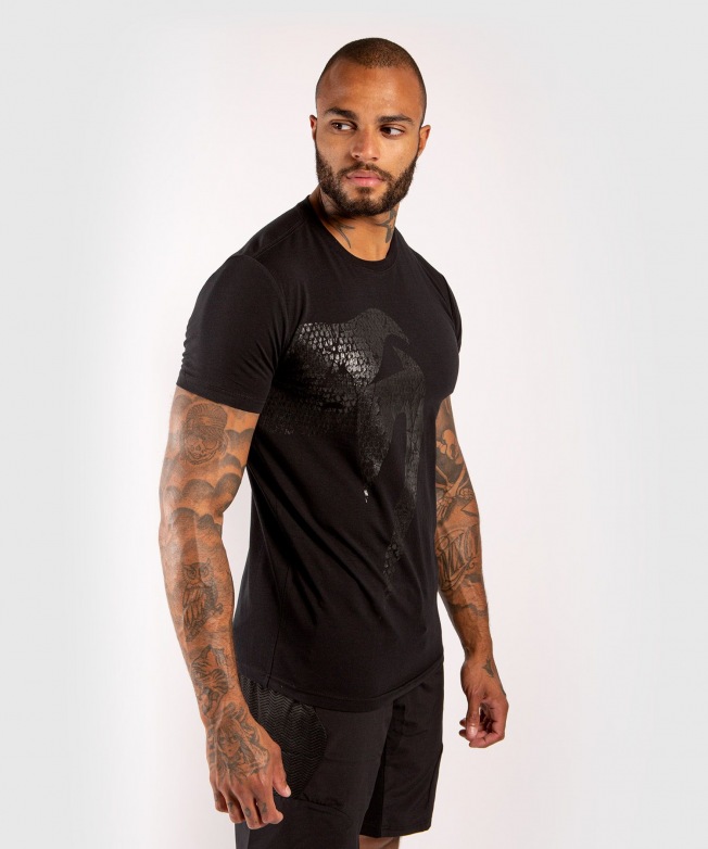 Футболка Venum Giant - Matte/Black | Фото 1