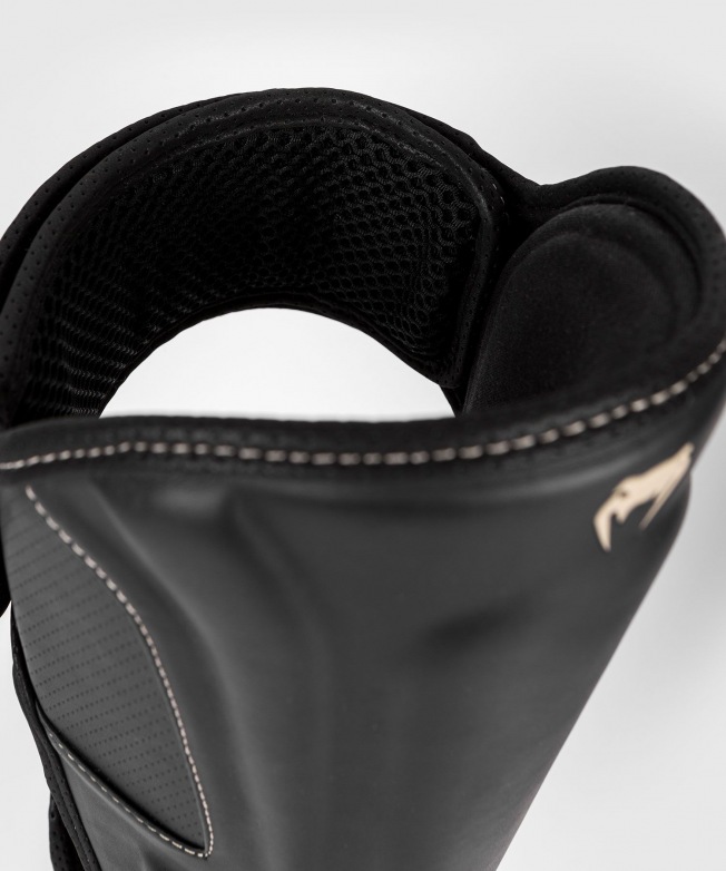 Шингарды Venum Impact Evo - Black | Фото 6