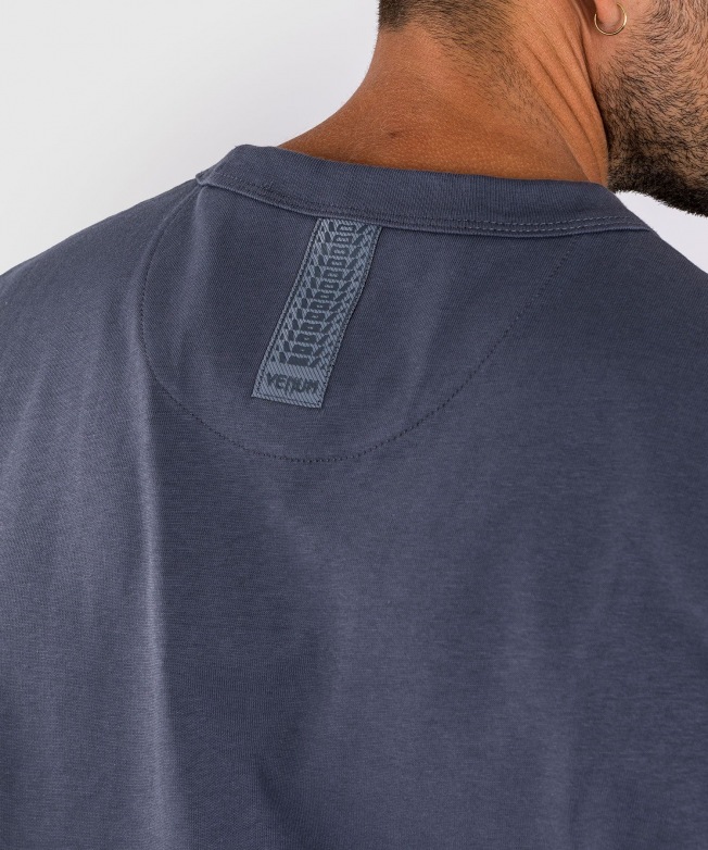 Футболка Venum Silent Power - Navy Blue | Фото 4