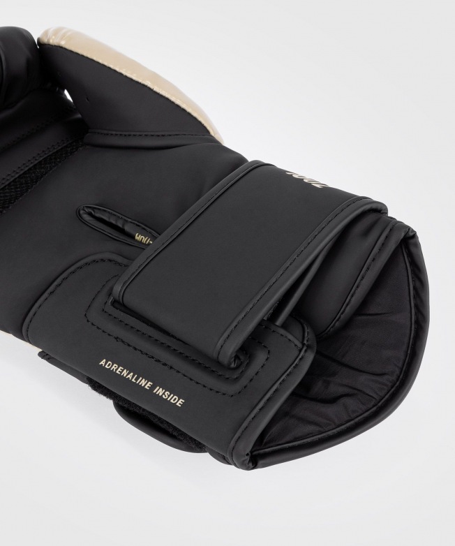 Перчатки боксерские Venum Challenger 4.0 - Black/Beige | Фото 4