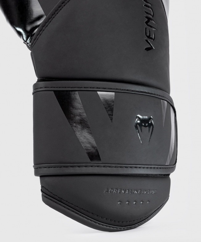 Перчатки боксерские Venum Challenger 4.0 - Black/Black | Фото 3