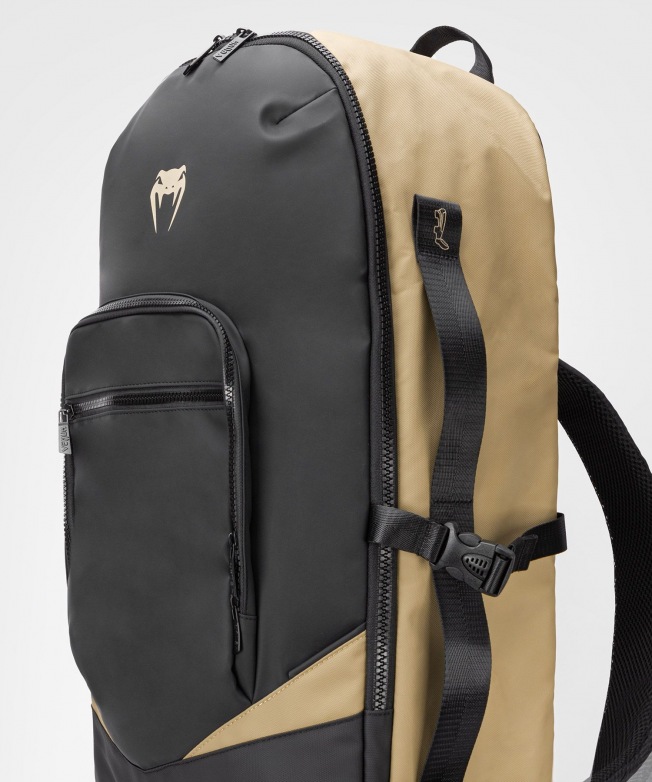 Рюкзак спортивный Venum Evo 2 Xtrem - Black/Sand | Фото 4