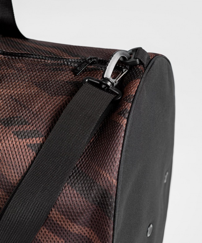 Сумка спортивная Venum Tecmo 2.0 - Dark Brown | Фото 6