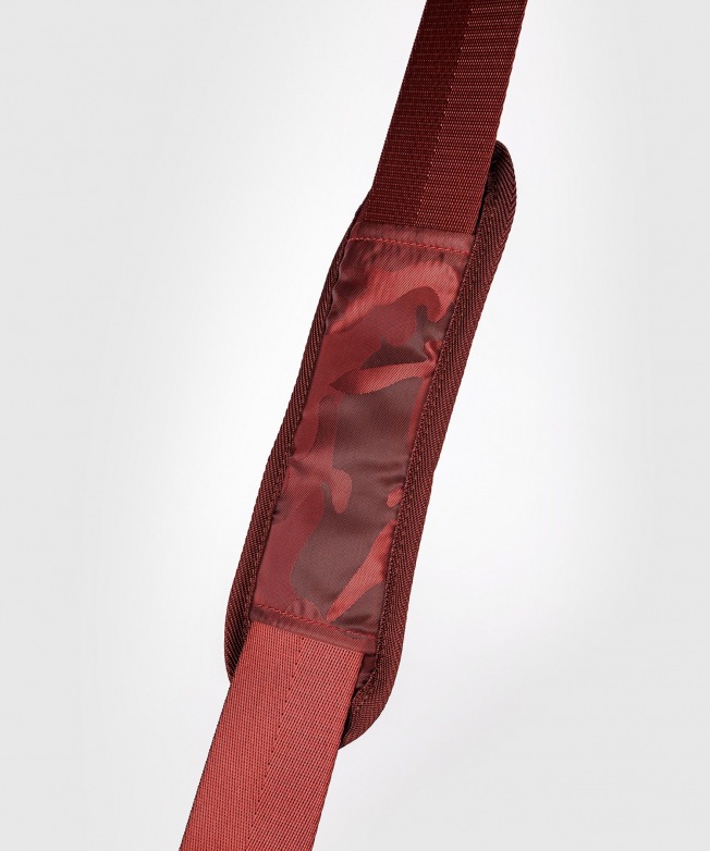 Сумка спортивная Venum Trainer Lite - Camo/Burgundy | Фото 9