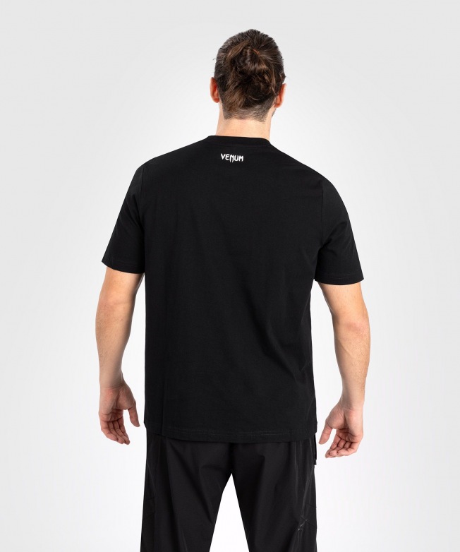 Футболка UFC Venum Classic - Black/Red | Фото 2