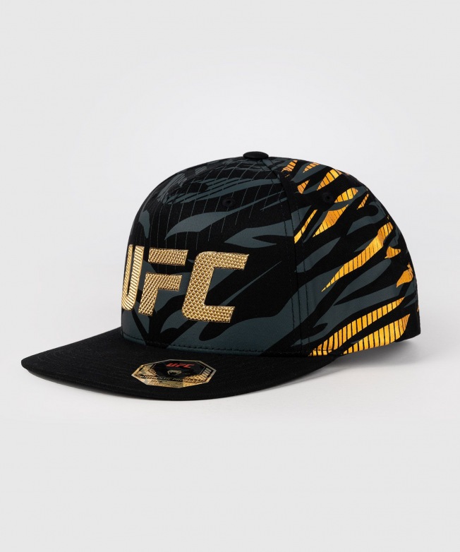 Бейсболка UFC Venum Authentic Fight Night - Champion