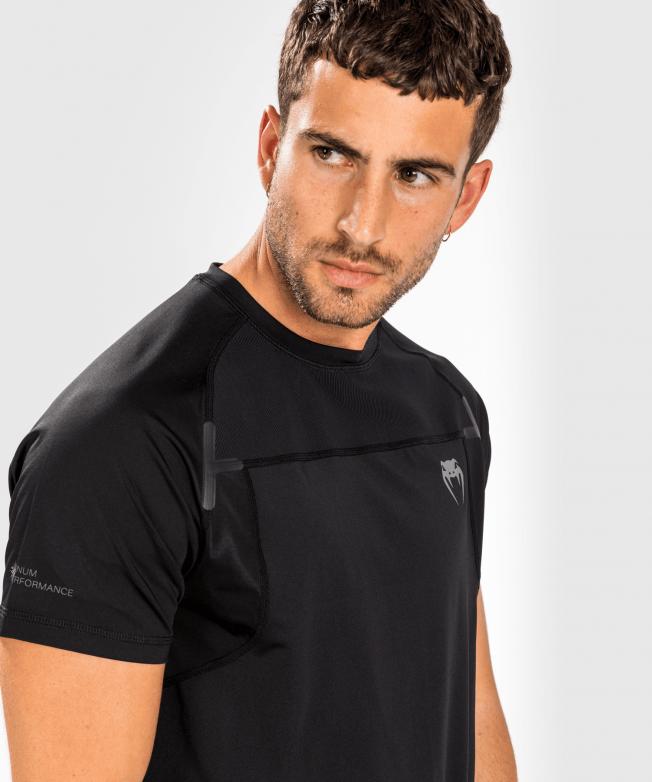 Футболка тренировочная Venum G-Fit Air - Black | Фото 3