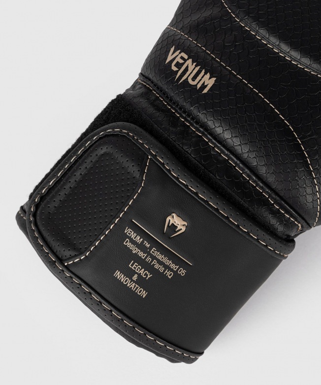 Перчатки боксерские Venum Impact Evo Scales - Black | Фото 6