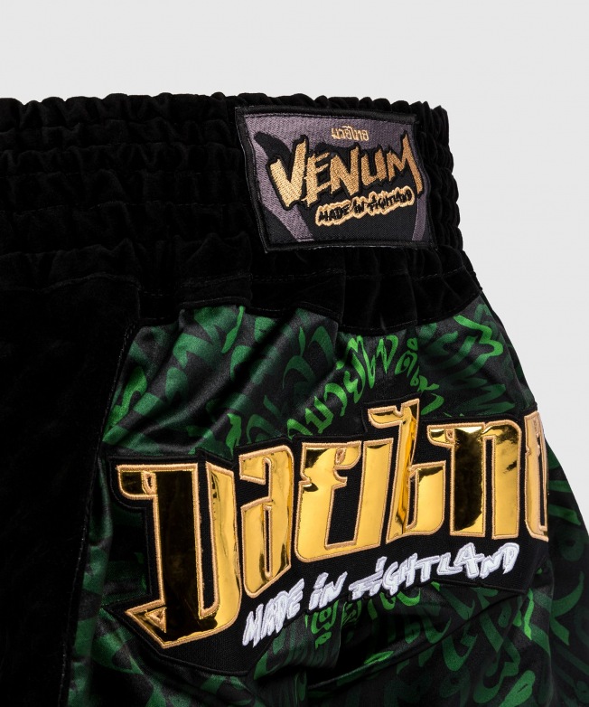 Тайские шорты Venum Attack - Black/Green | Фото 4