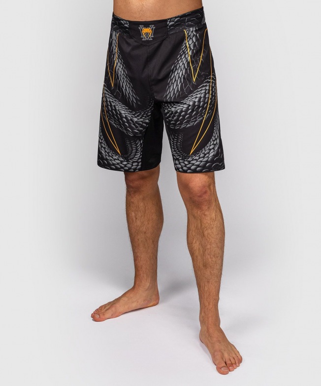 Шорты для единоборств Venum Matupa - Black/Grey/Gold | Фото 1