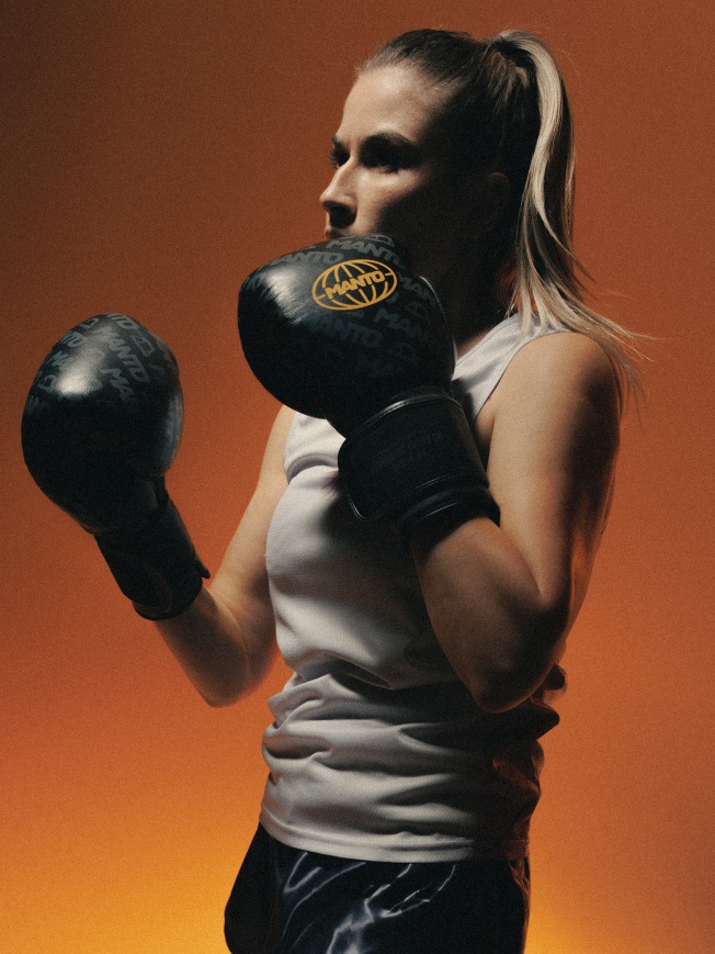 Боксерские перчатки Manto Ace - Black | Фото 2