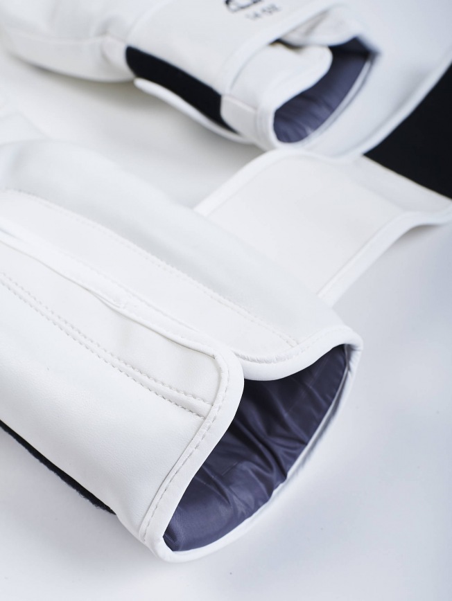 Боксерские перчатки Manto Impact - White | Фото 4