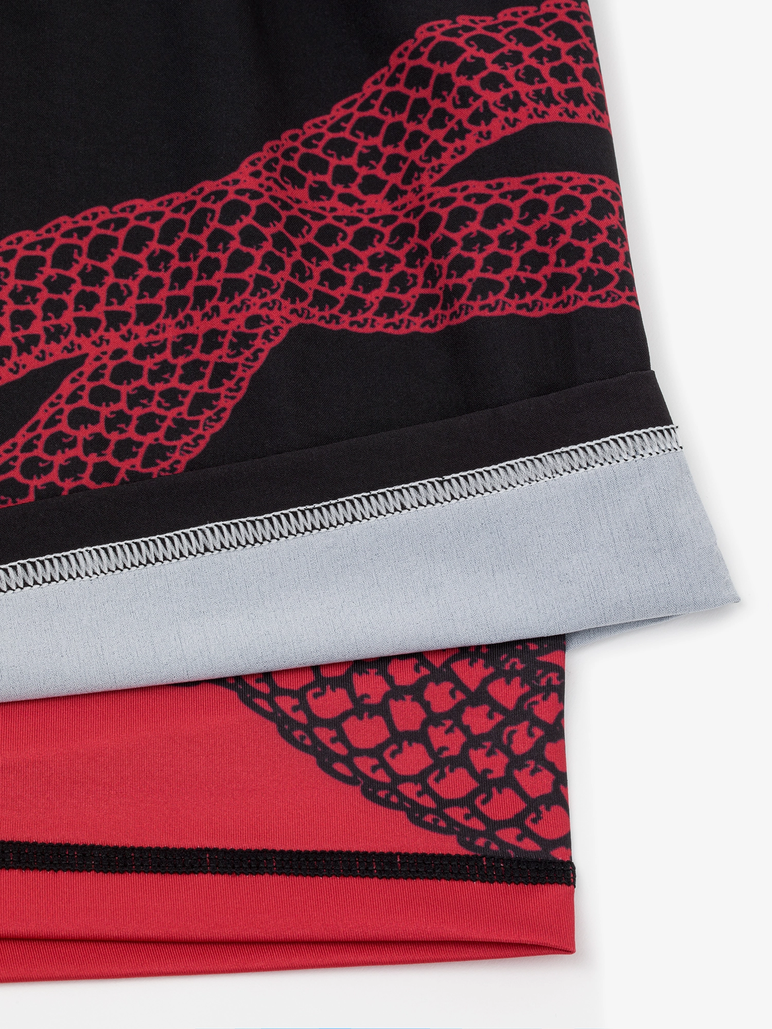 Шорты для единоборств Manto Uroboros - Black | Фото 3